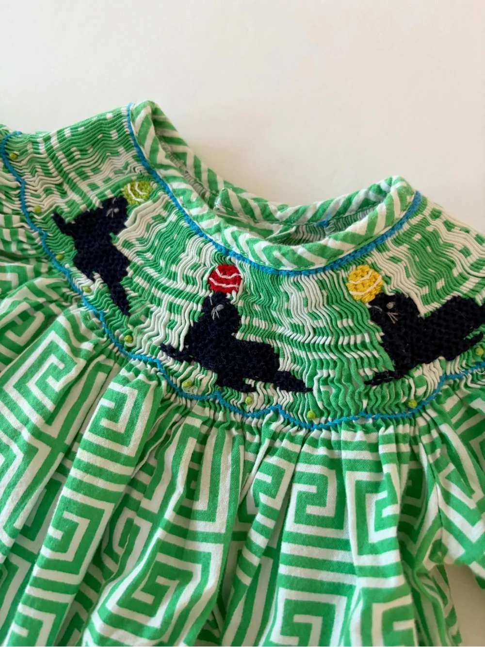 Mom And Me Infant Hand Smocked Circus Seals Baby Romper Size 6 Months